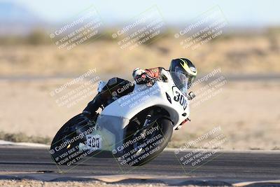 media/Dec-07-2025-CVMA (Sun) [[3e7d2de5dc]]/Race 18-Formula Twins-Formula 40 UL/